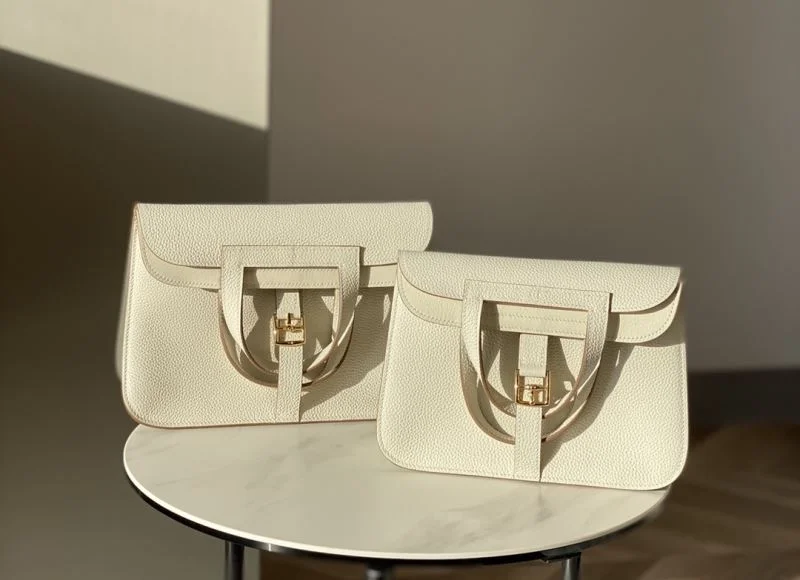 Effortless Hermes Halzan Bags 48190