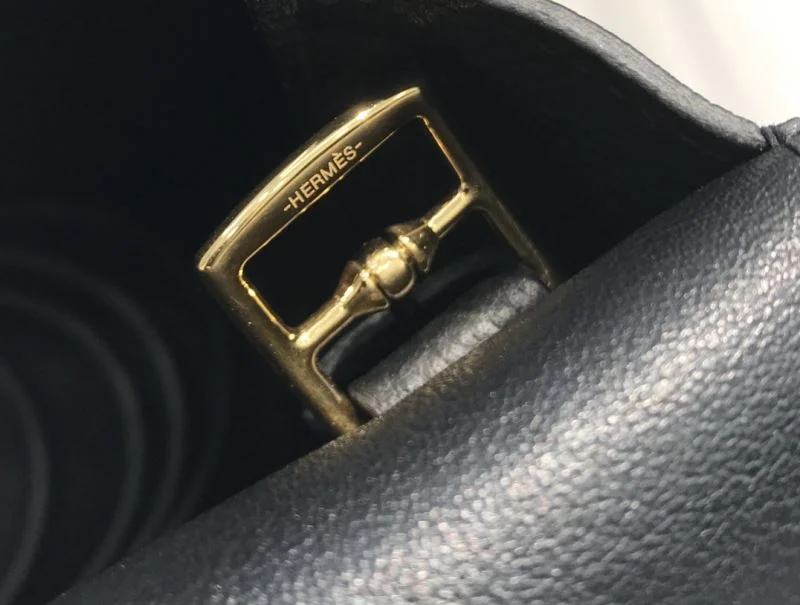 Snug Hermes Halzan Bags 48178