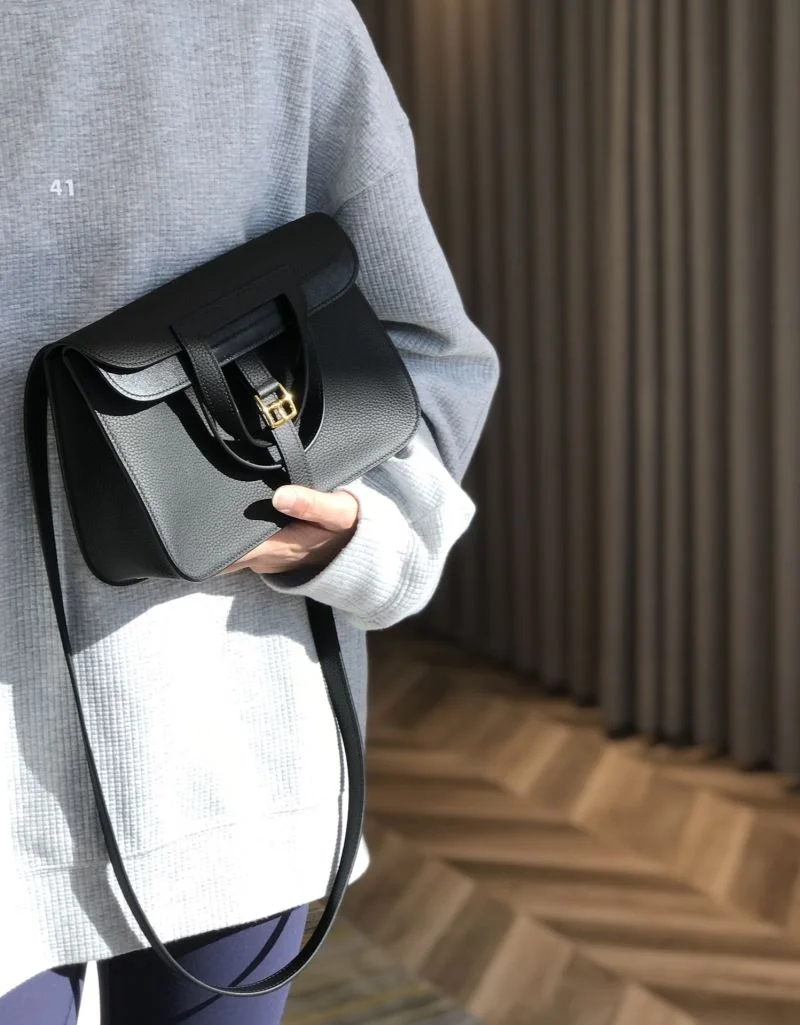 Snug Hermes Halzan Bags 48178