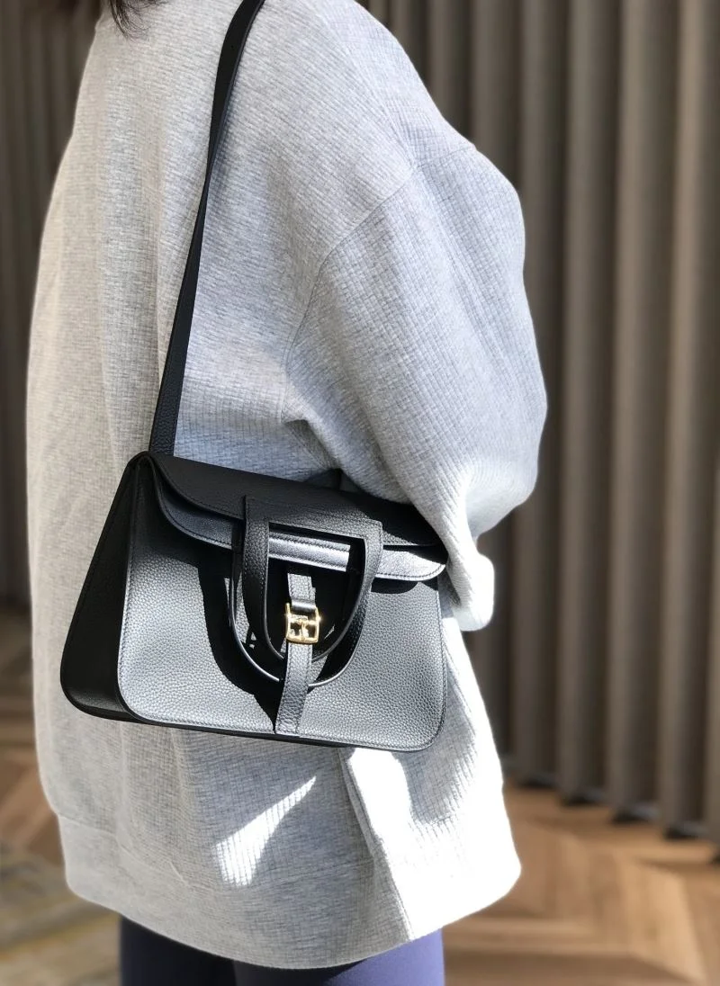 Snug Hermes Halzan Bags 48178