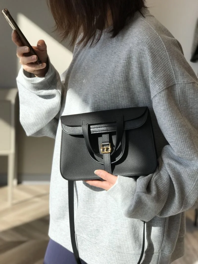 Snug Hermes Halzan Bags 48178