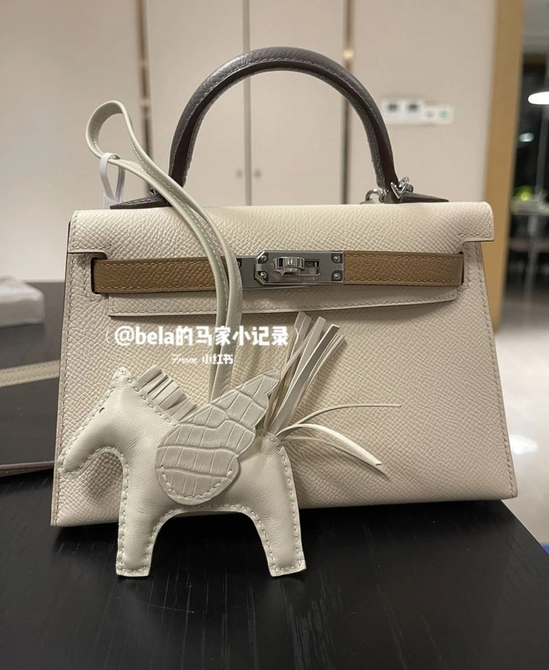 Hermes Handmade Pendant Lightweight 73730