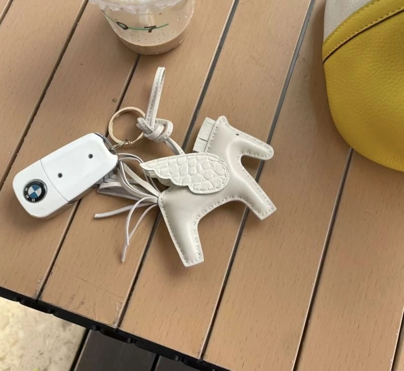 Hermes Handmade Pendant Lightweight 73730