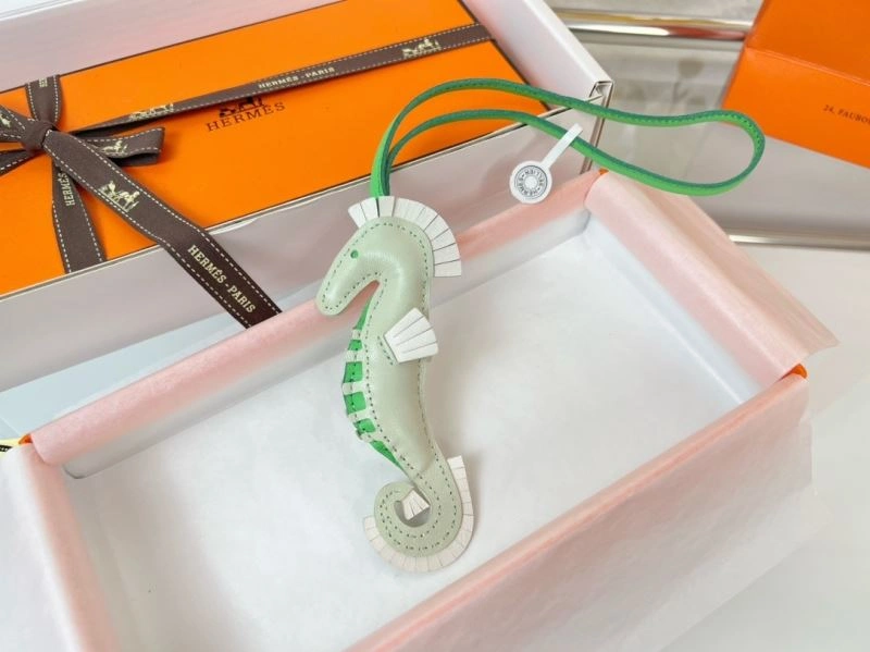 Hermes Handmade Pendant ComfortFit 71797