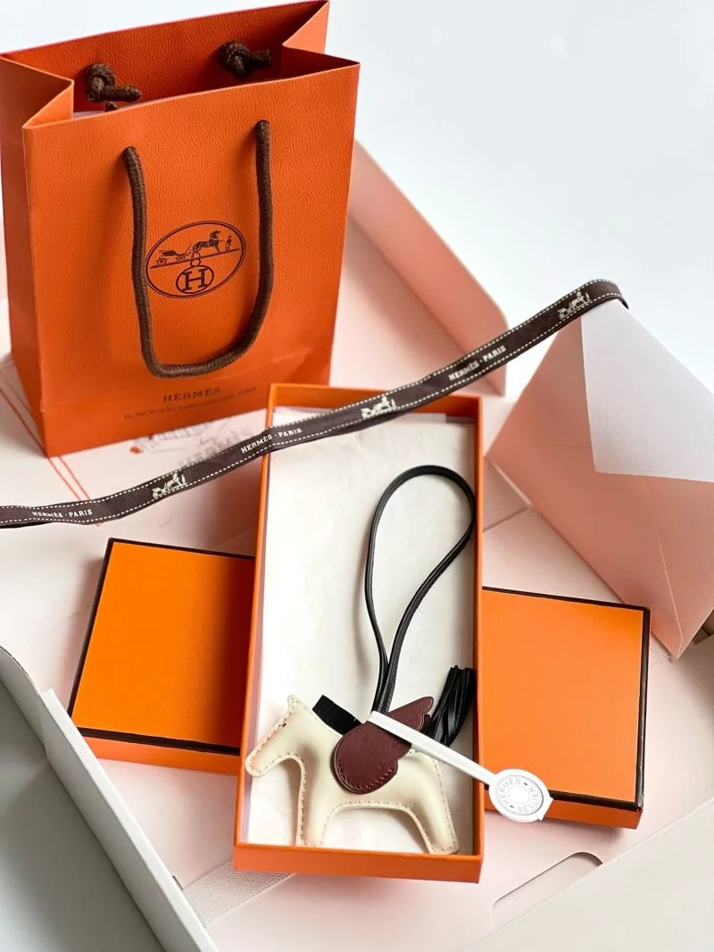 Hermes Handmade Pendant Sustainable 48173