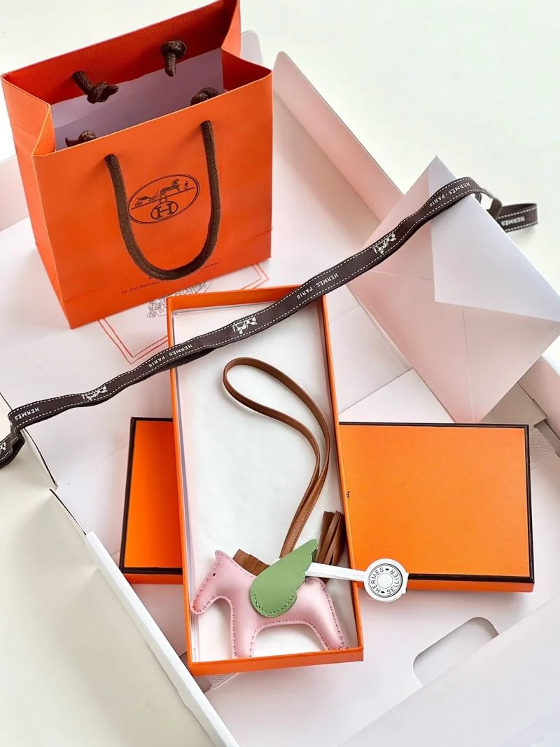 Hermes Handmade Pendant FlexibleFit 48162