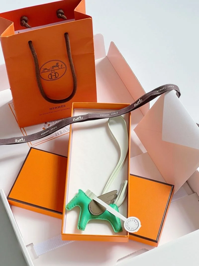 Hermes Handmade Pendant FlexibleFit 48162