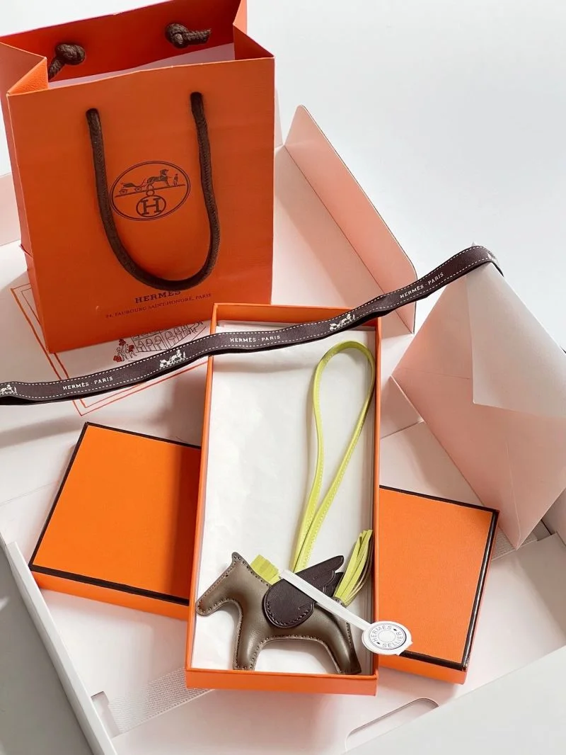 Hermes Handmade Pendant FlexibleFit 48162