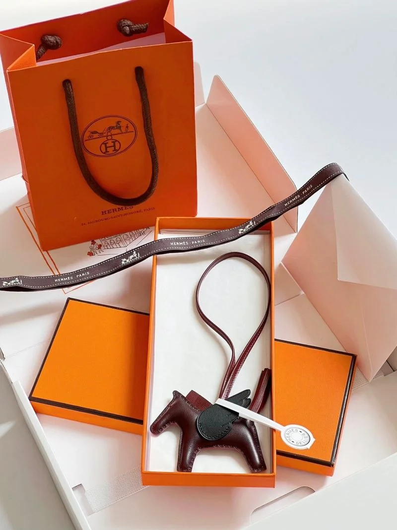 Hermes Handmade Pendant FlexibleFit 48162