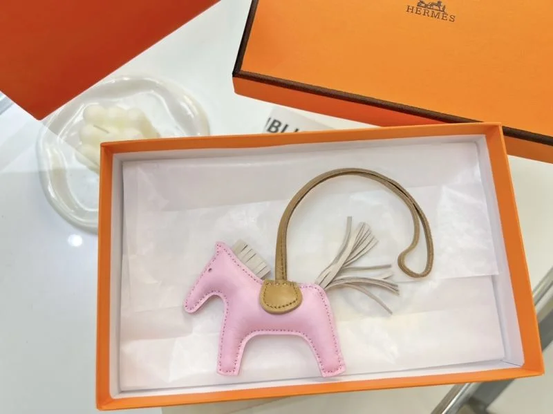 Hermes Handmade Pendant Stylish 48170