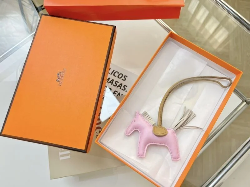 Hermes Handmade Pendant Stylish 48170
