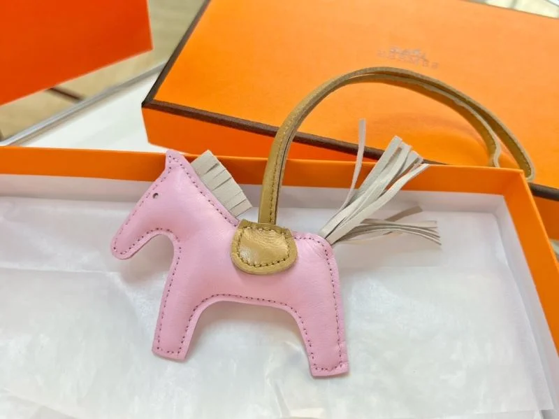 Hermes Handmade Pendant Stylish 48170