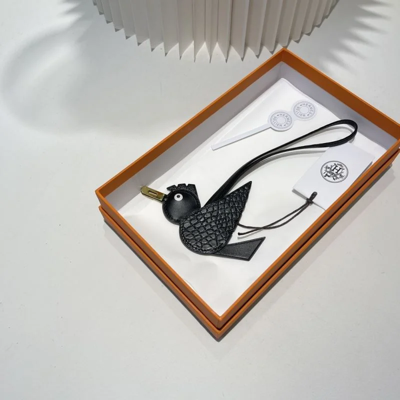 Hermes Handmade Pendant Casual 48165