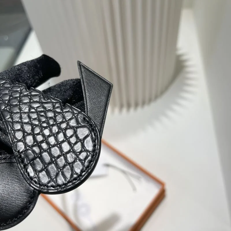 Hermes Handmade Pendant Casual 48165