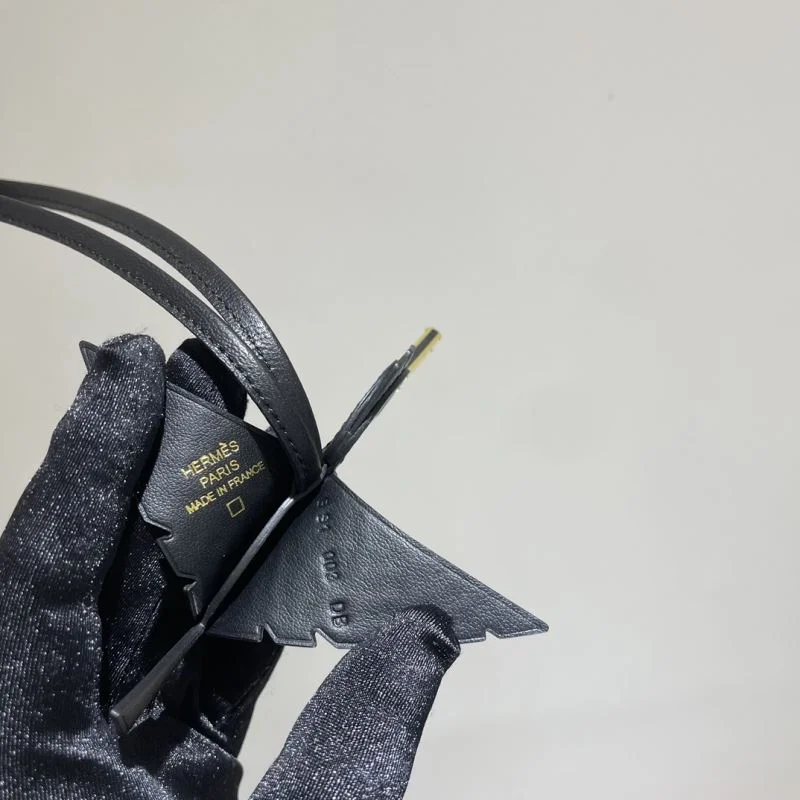 Hermes Handmade Pendant Casual 48165