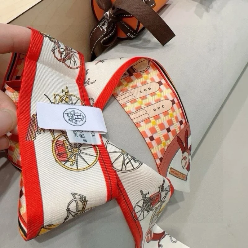 Hermes Handmade Pendant Sophisticated 48158