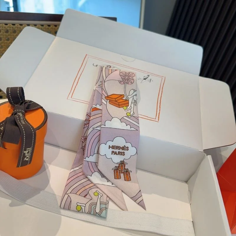 FreshLook Hermes Handmade Pendant 48146