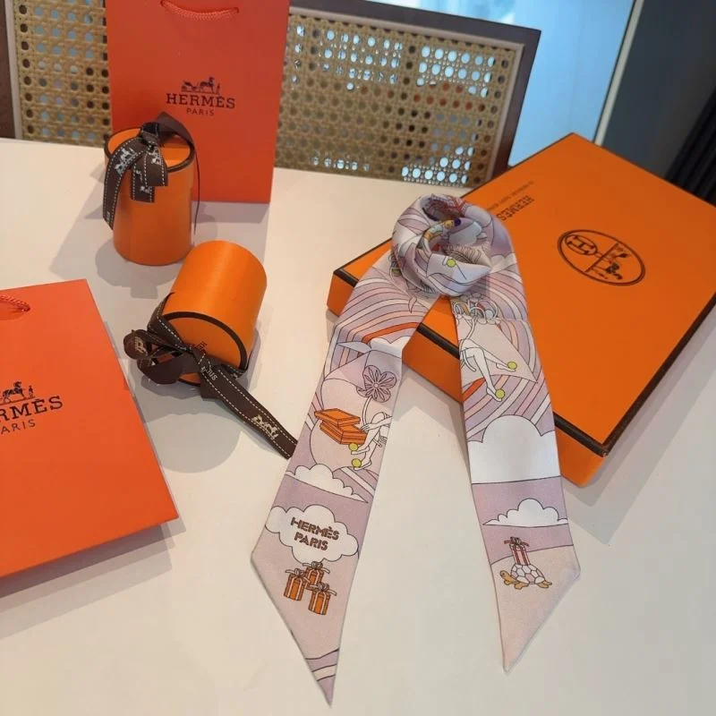 FreshLook Hermes Handmade Pendant 48146