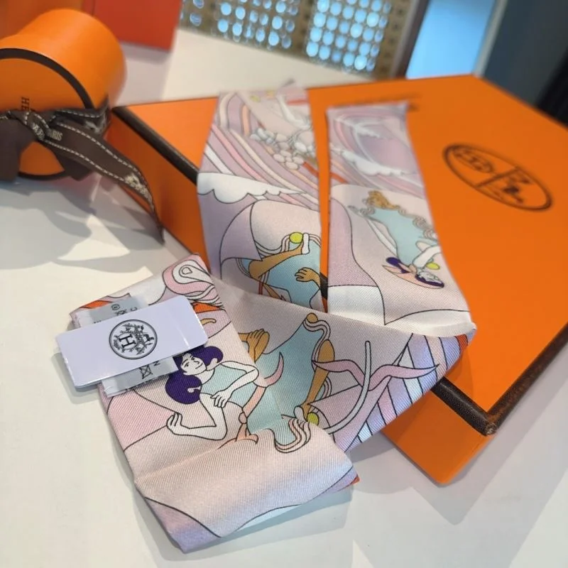 FreshLook Hermes Handmade Pendant 48146