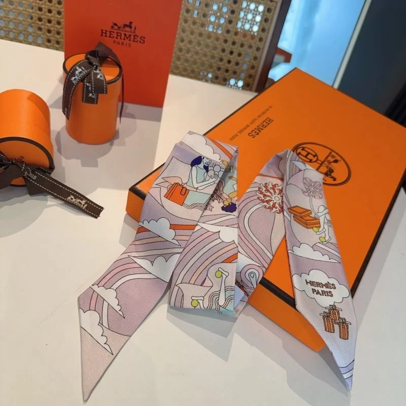 FreshLook Hermes Handmade Pendant 48146