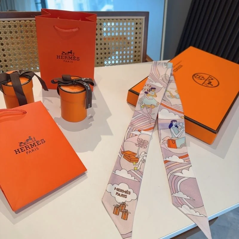 FreshLook Hermes Handmade Pendant 48146
