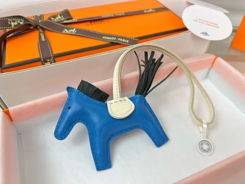 Sporty Hermes Handmade Pendant 48137