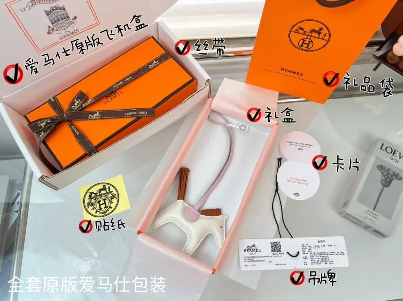 Hermes Handmade Pendant Casual 48124