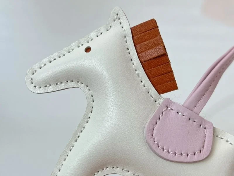 Hermes Handmade Pendant Casual 48124