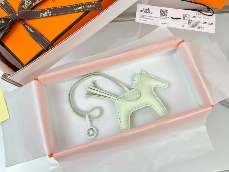 Unique Hermes Handmade Pendant 48123