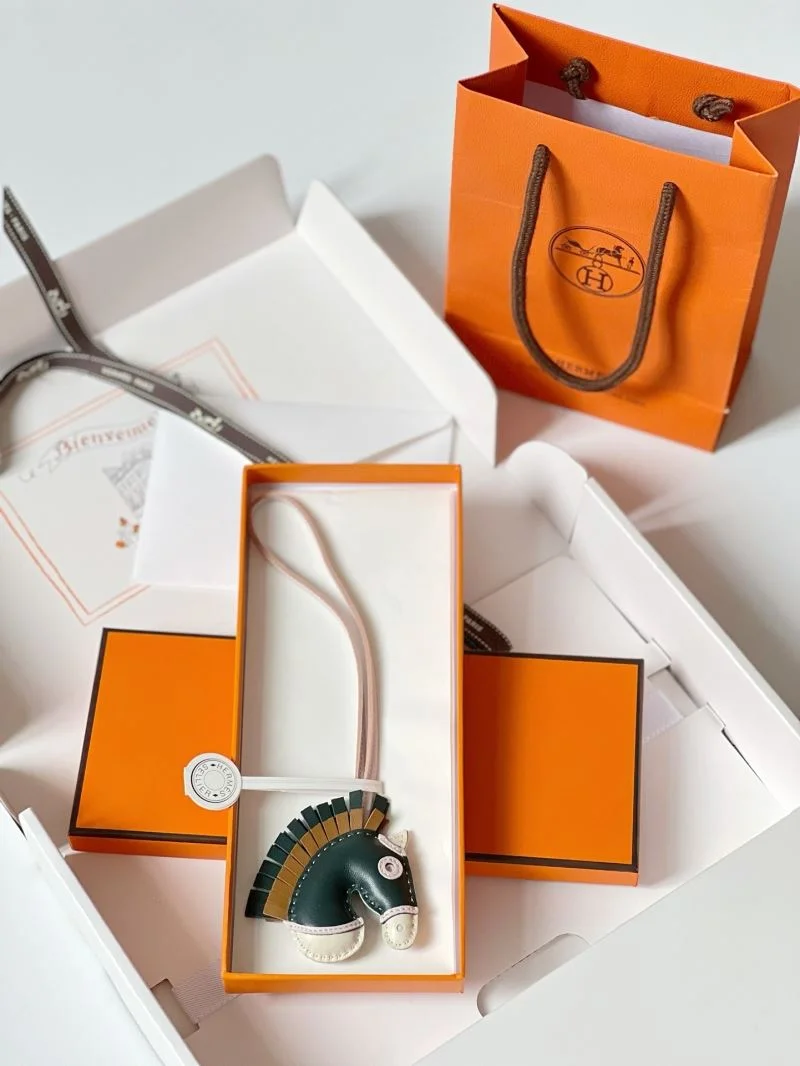 Hermes Handmade Pendant Efficient 48138