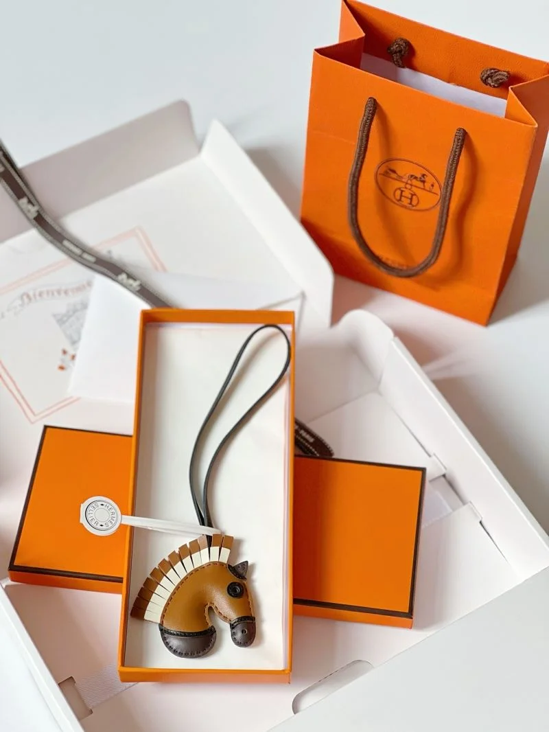 Hermes Handmade Pendant Efficient 48138