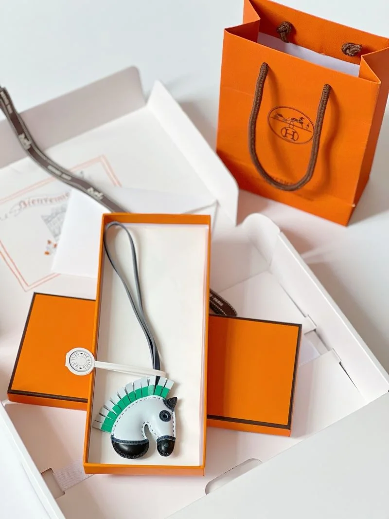 Hermes Handmade Pendant Efficient 48138