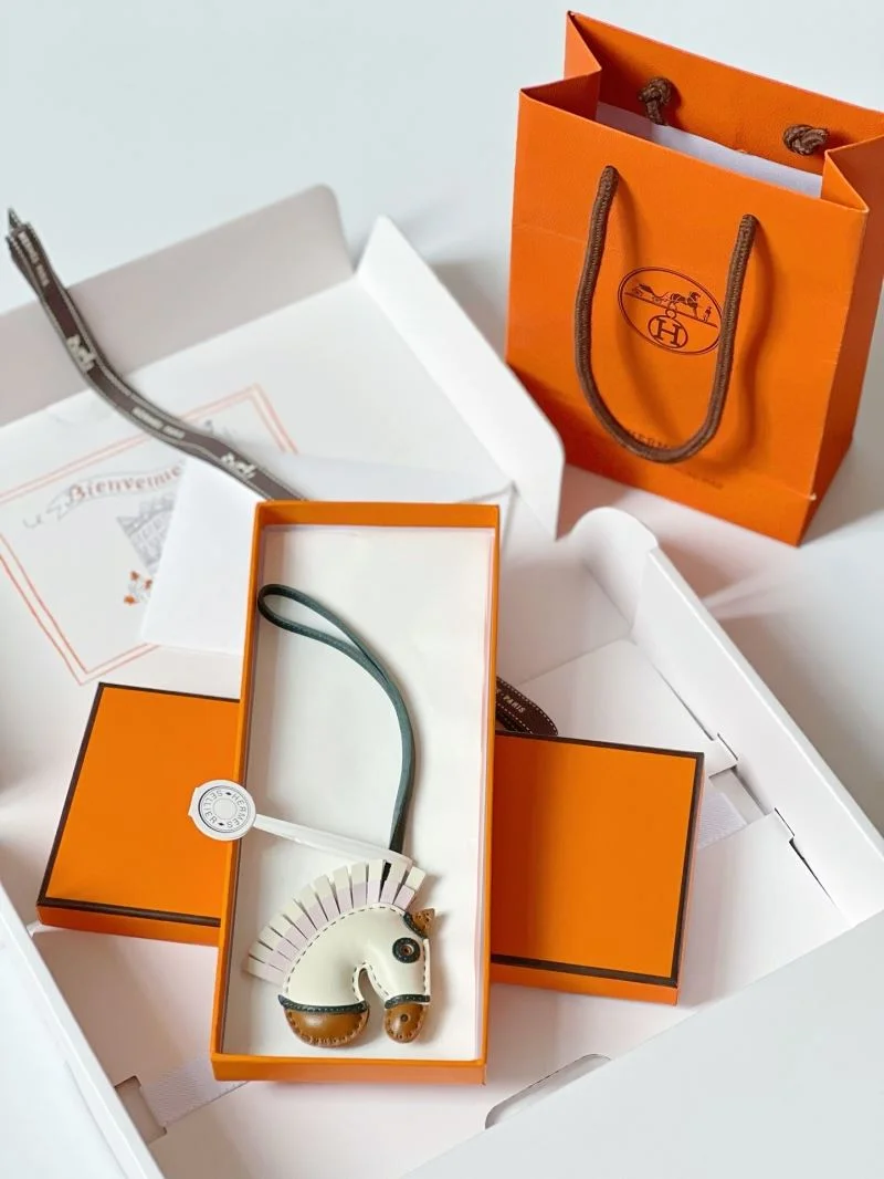 Hermes Handmade Pendant Efficient 48138