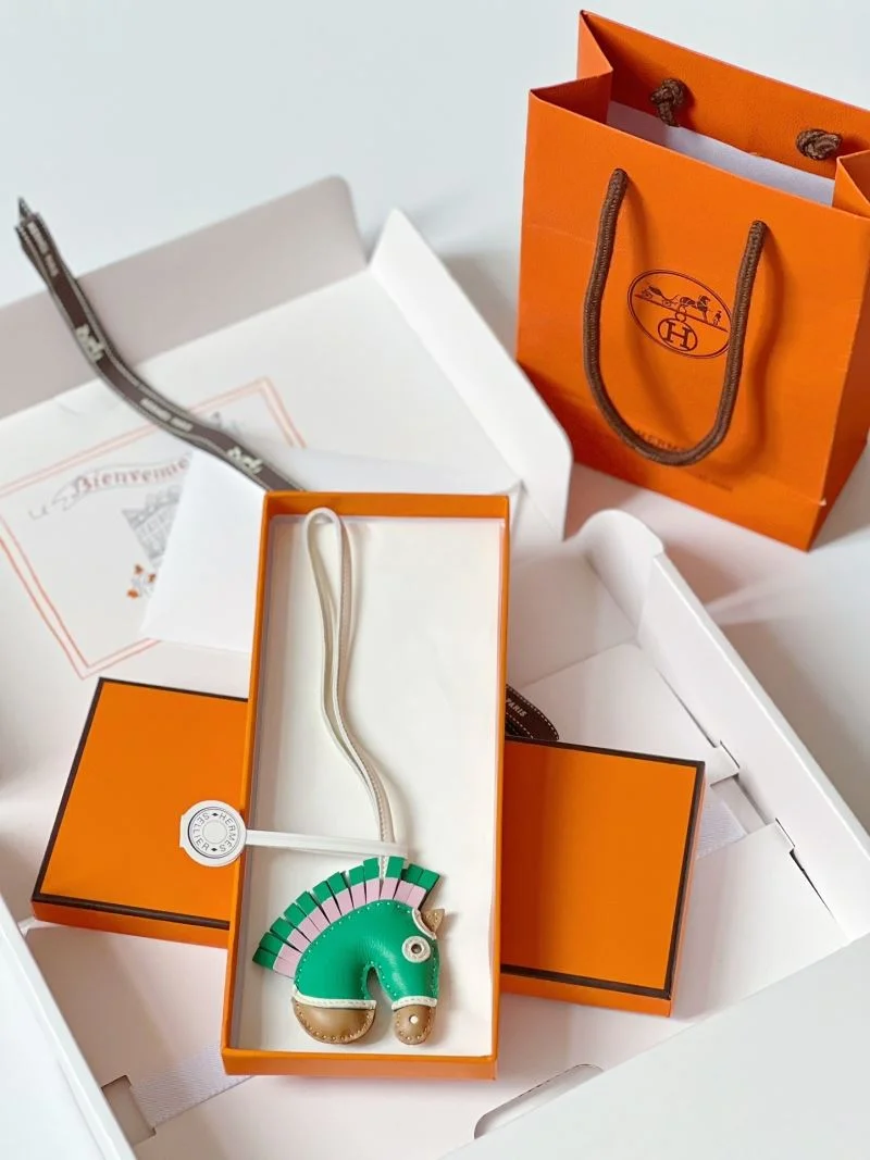 Hermes Handmade Pendant Efficient 48138