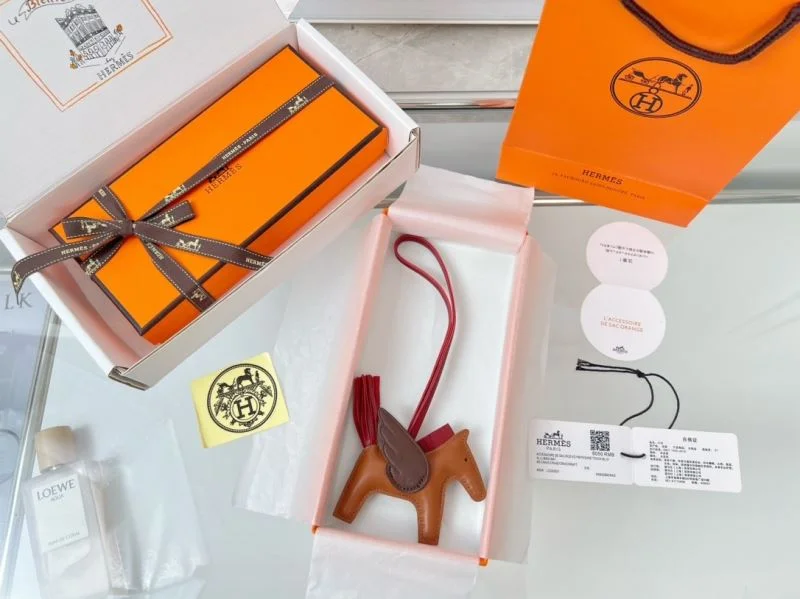 Hermes Handmade Pendant Stretchable 48127
