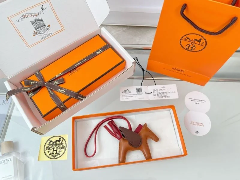 Hermes Handmade Pendant Stretchable 48127