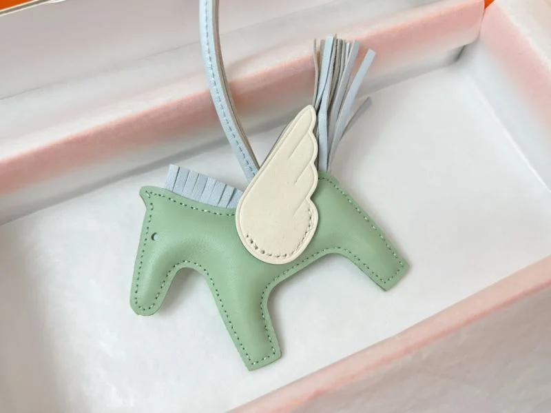 Hermes Handmade Pendant Fashionable 48150