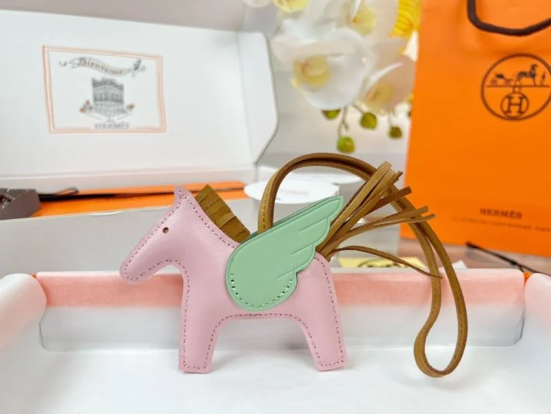 Durable Hermes Handmade Pendant 48181