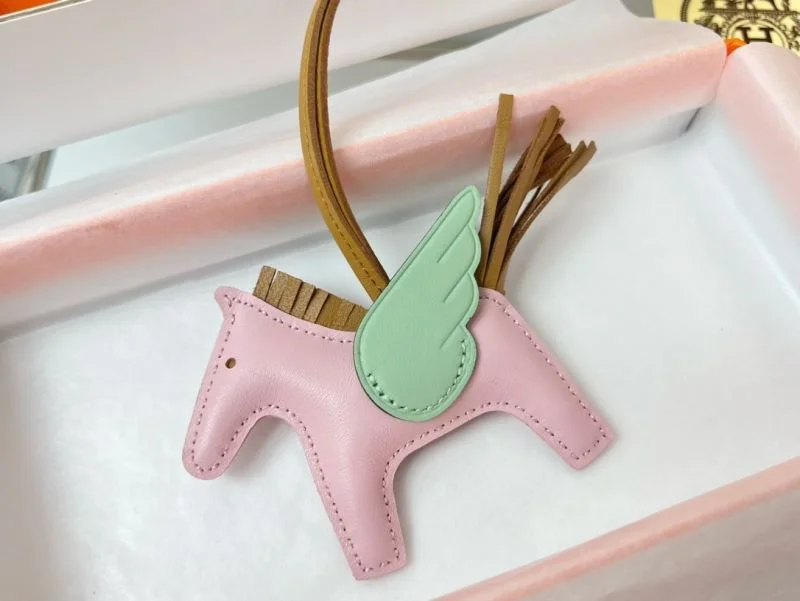 Durable Hermes Handmade Pendant 48181