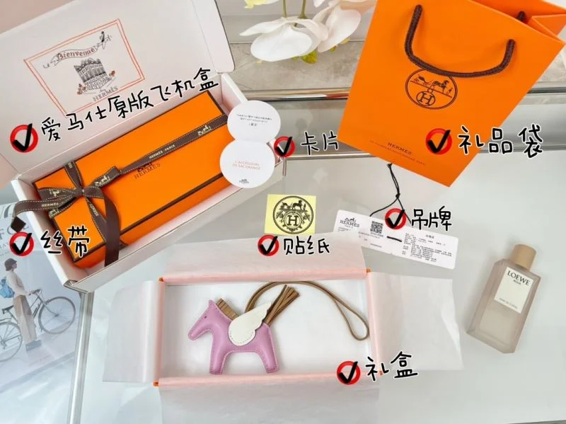 Hermes Handmade Pendant MoistureWicking 48111