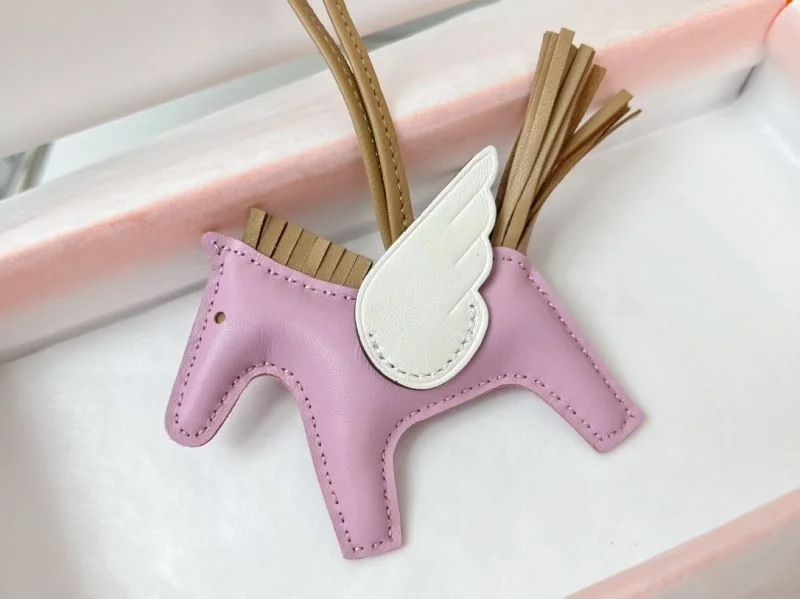 Hermes Handmade Pendant MoistureWicking 48111