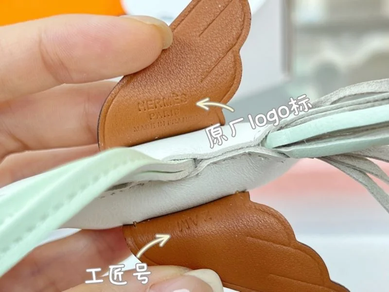 Hermes Handmade Pendant Unisex 48096