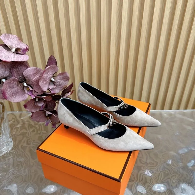 Versatile Hermes Heeled Shoes 27340