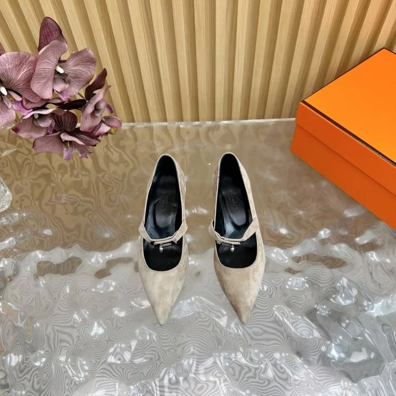 Versatile Hermes Heeled Shoes 27340