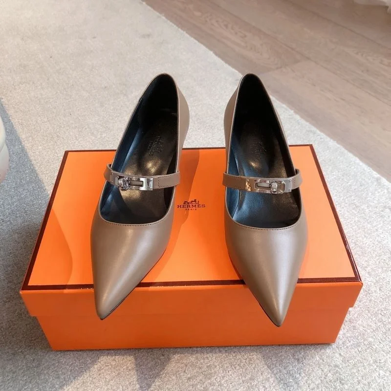 SportInspired Hermes Heeled Shoes 27332