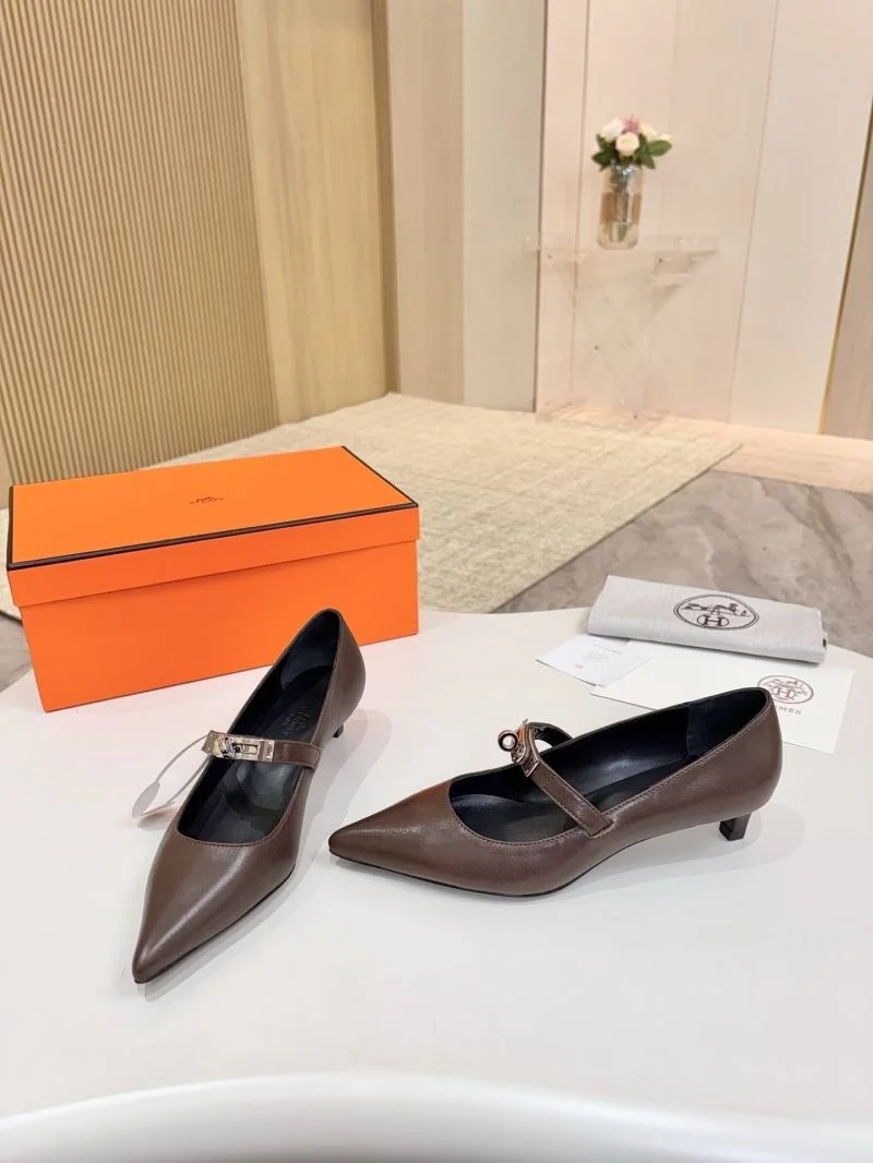 Hermes Heeled Shoes Durable 26695