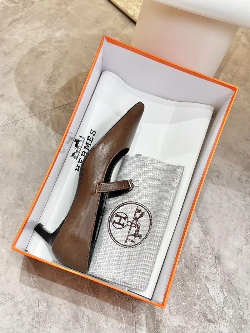 Hermes Heeled Shoes Durable 26695