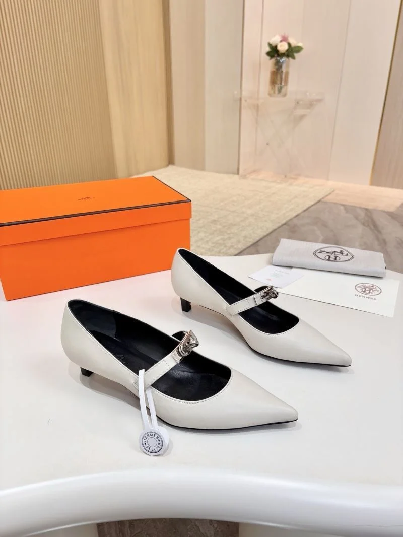Hermes Heeled Shoes Flexible 26670