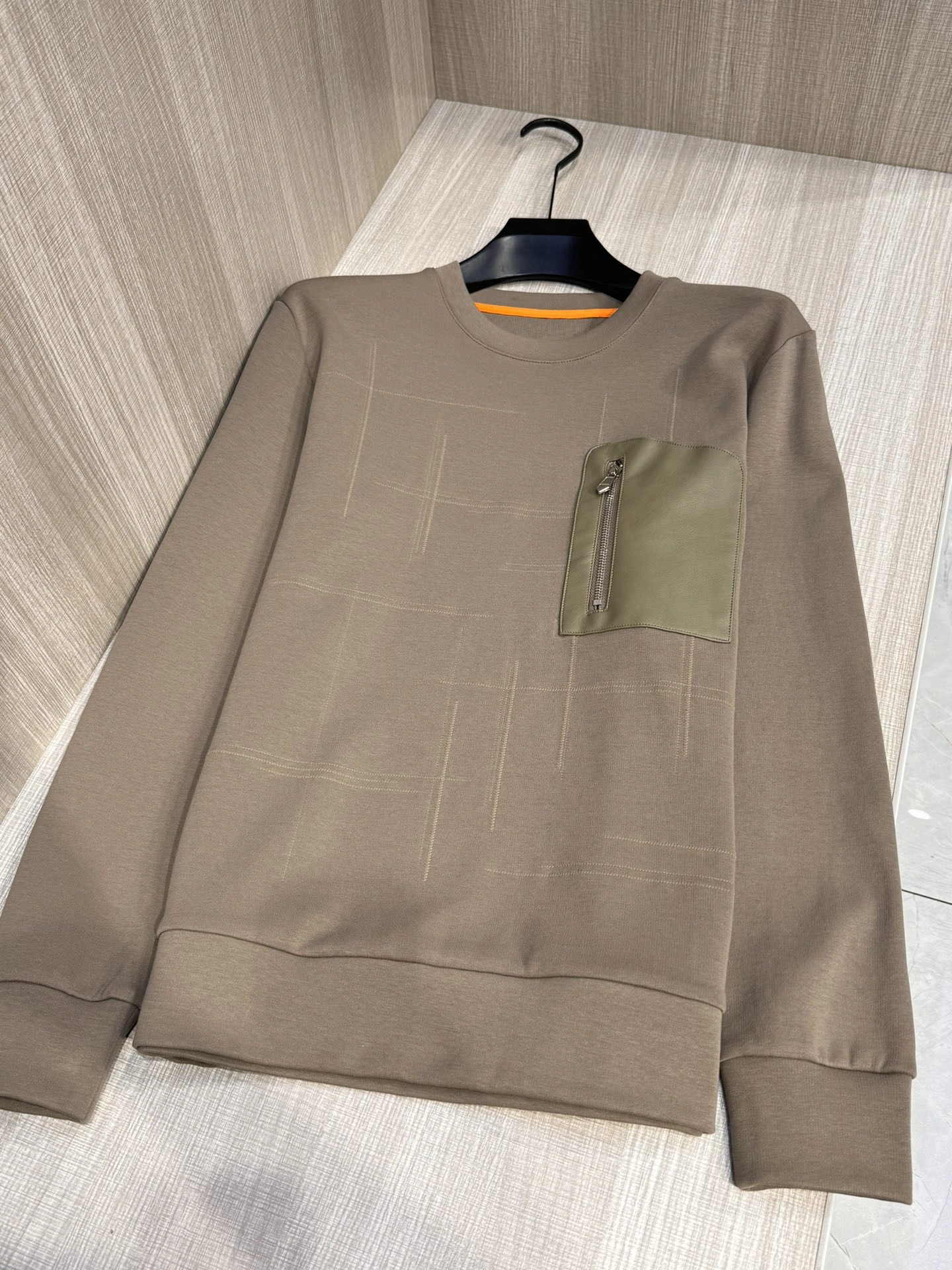 Hermes Hoodies Bold 130324