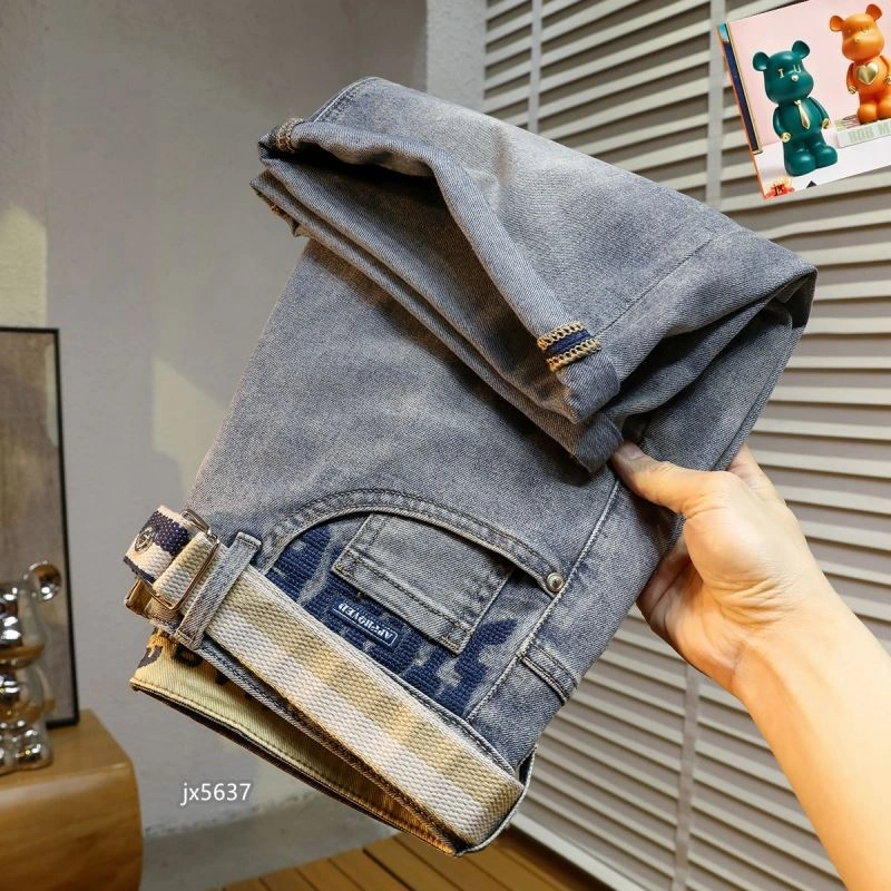 ModernLook Hermes Jeans 129549